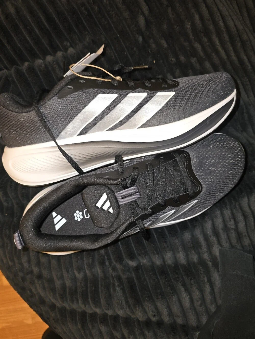 Adidas RESPONSE PACE RUNNING SHOES size 10 new